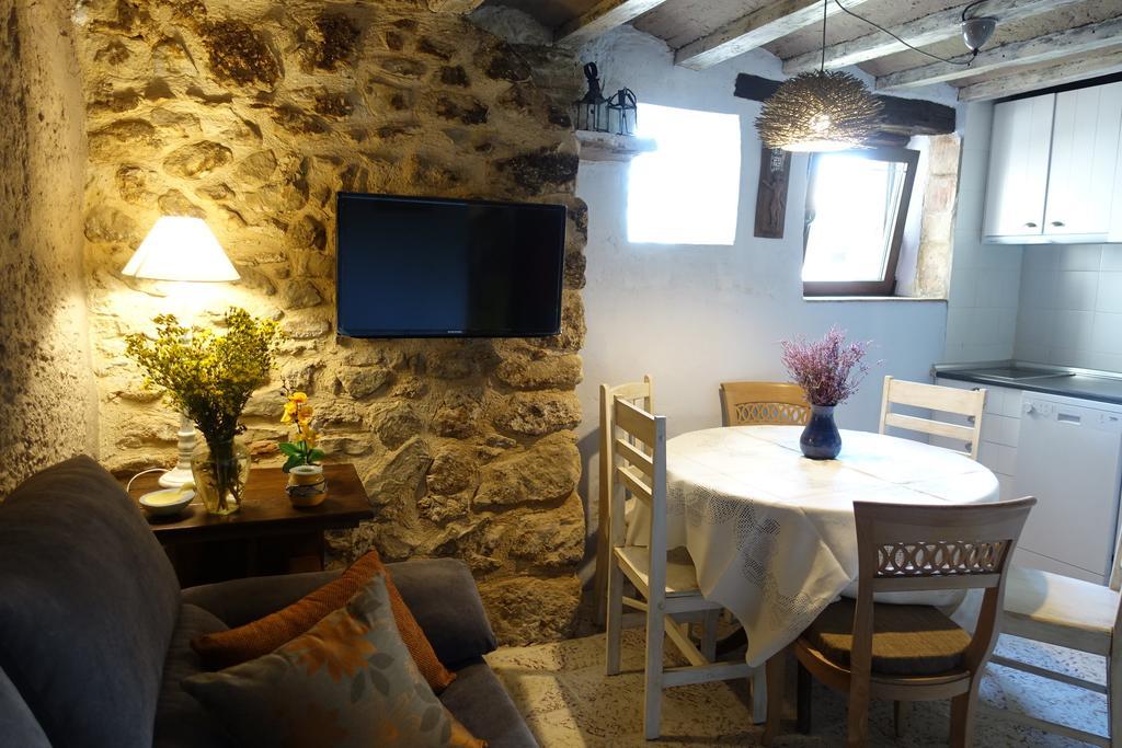 Apartamentos La Dama Azul Ágreda Cameră foto